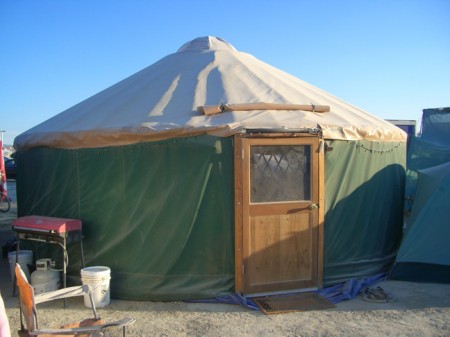 A very well insulate yurt