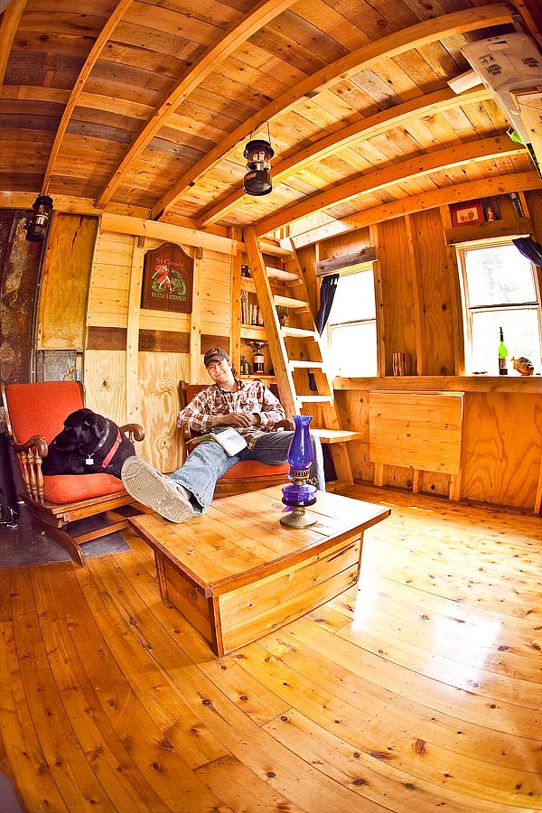 inside Deek's cabin