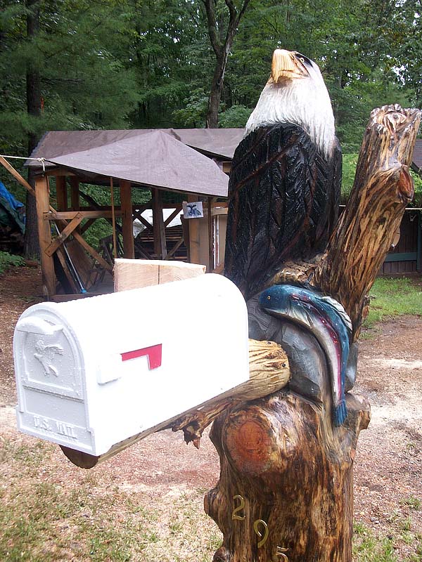 log carving of eagle