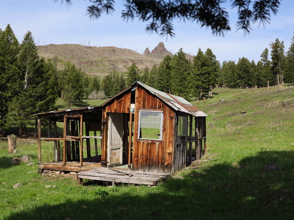 Chimney Rock cabin
