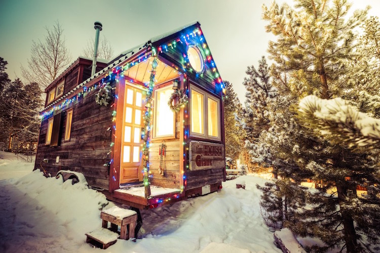 Tiny House Giant Journey Christmas