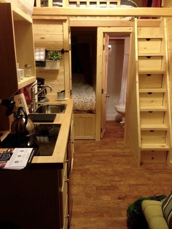 Kitchen and lower sleeping bed