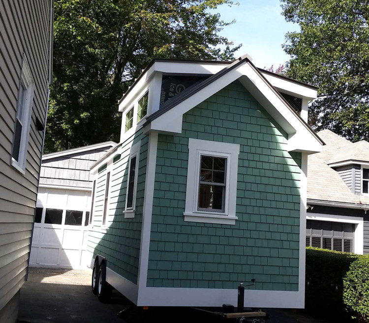 TinyHouses-Maine-front