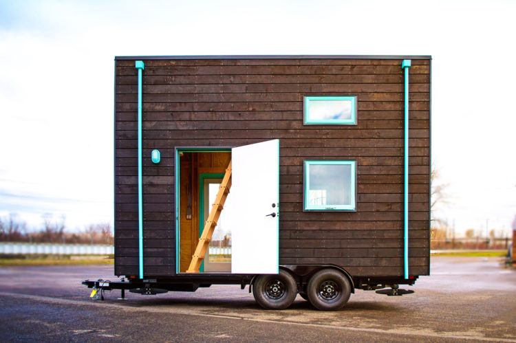 bunk-box-tiny-house-second-door-open