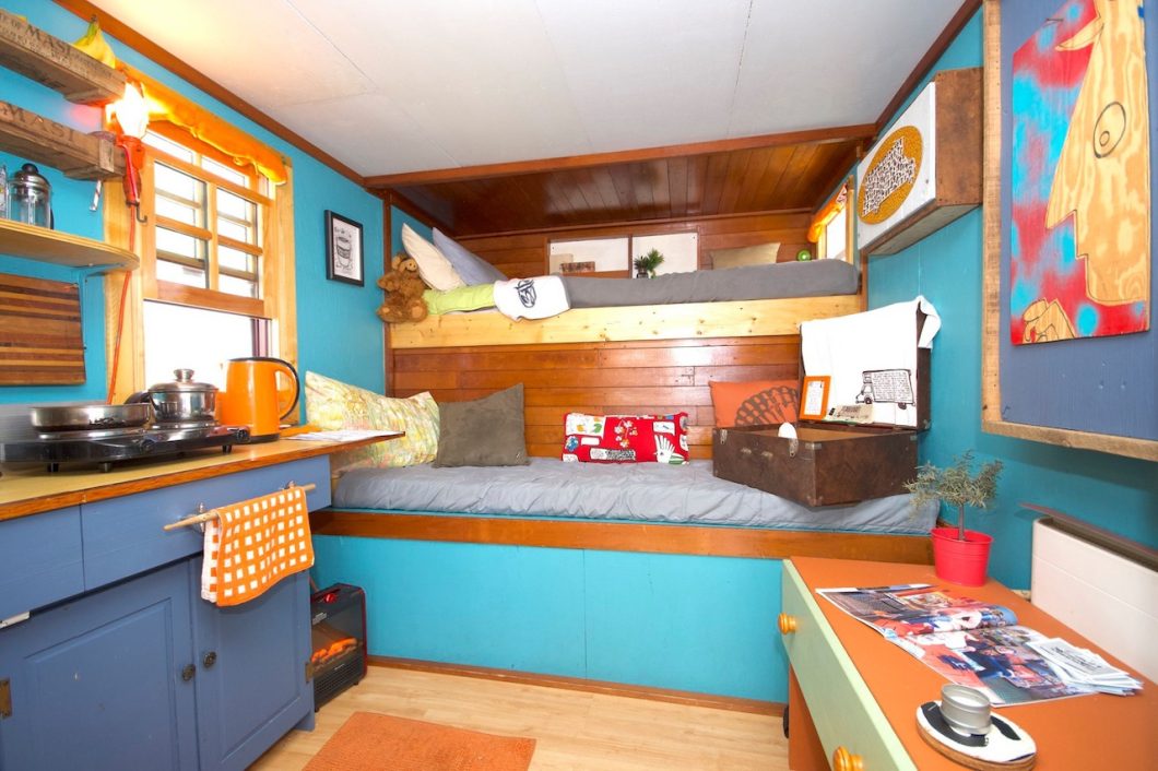 Box Truck bedroom