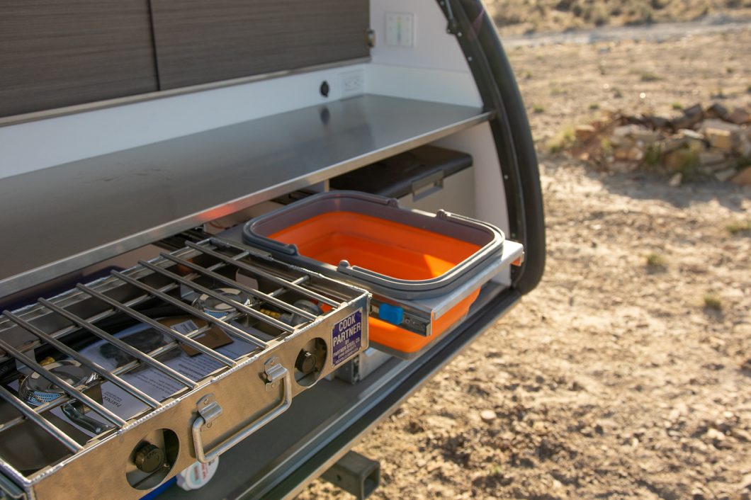 portable sink and stove
